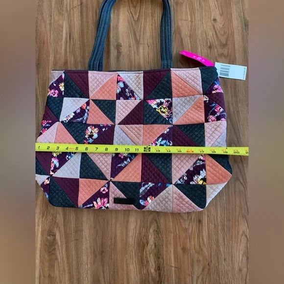 Vera Bradley Patchwork Iconic Vera Tote in Denim Navy New - Picture 3 of 7